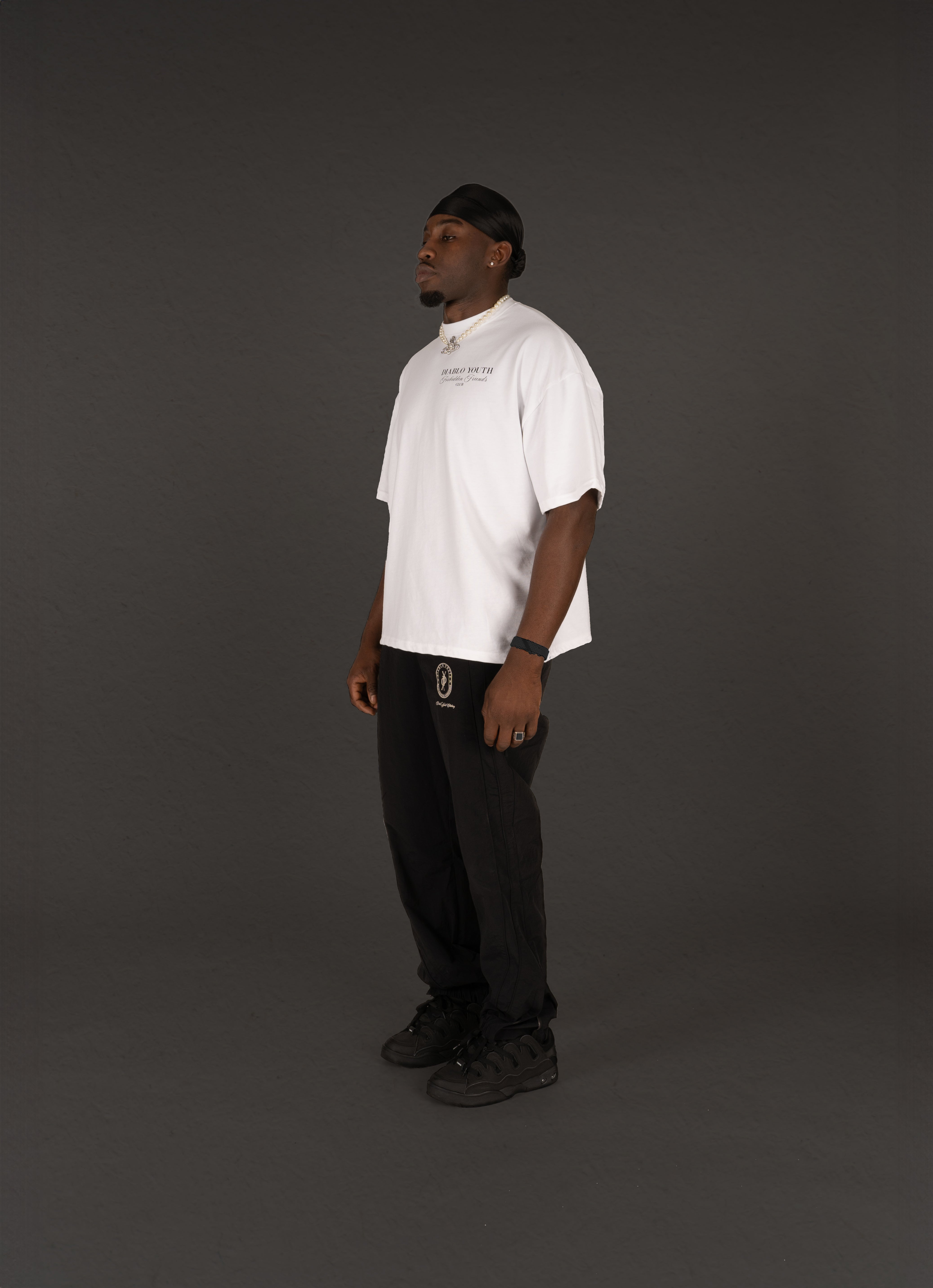 WHITE T - BLACK FRIDAY SALE